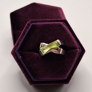 Swarovski Green & Blush Crystal Bypass Ring Size 7 NWT Silver Tone